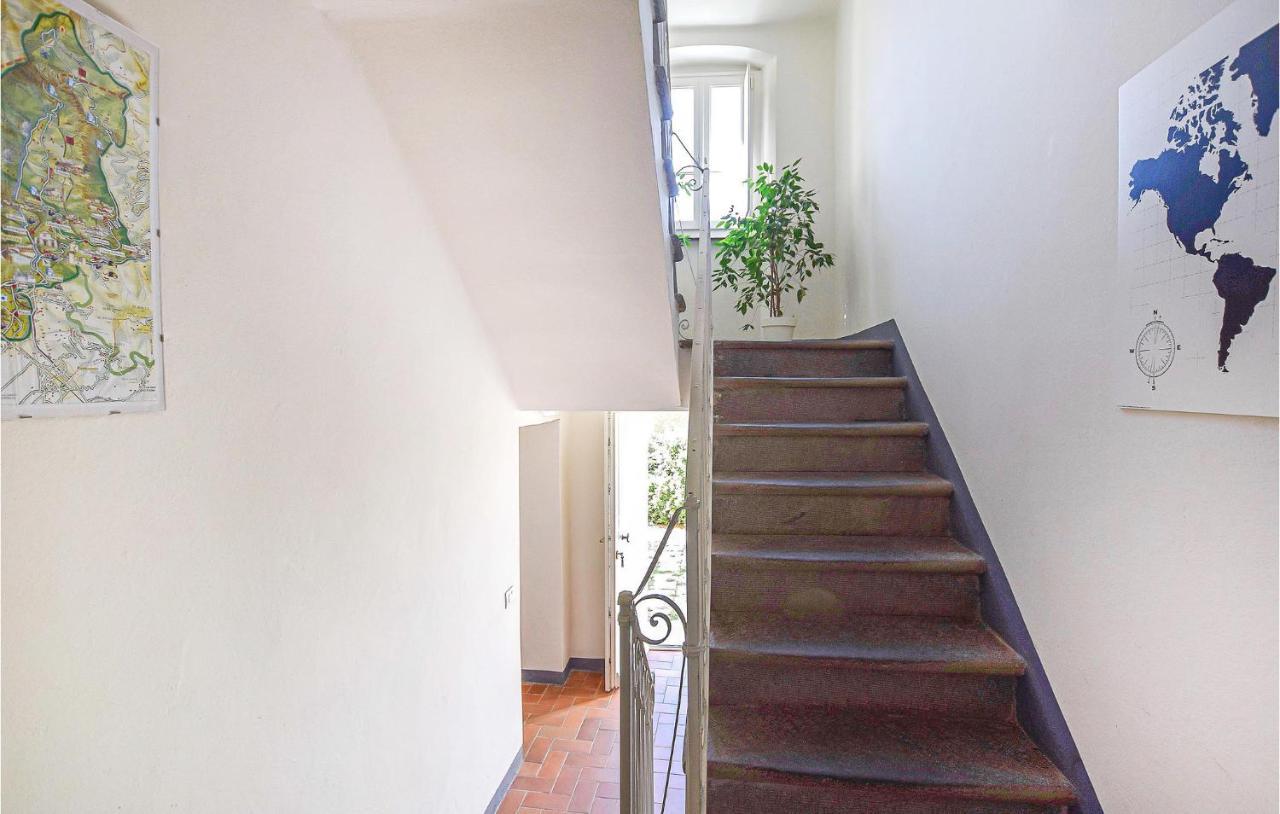 5 Bedroom Amazing Home In Fabbiano Fabbiano  Exterior photo
